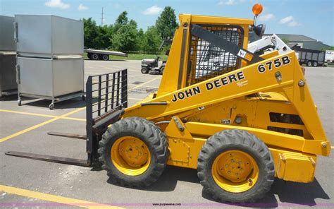 jd 675b skid steer specs|john deere 675b hydraulics.